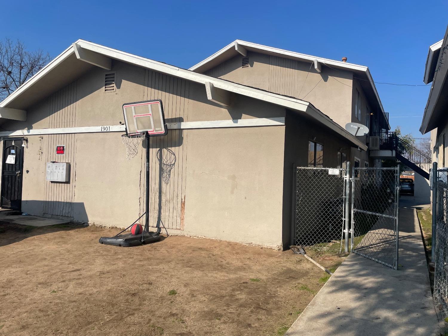 1901 E Lewis Avenue # E - 1